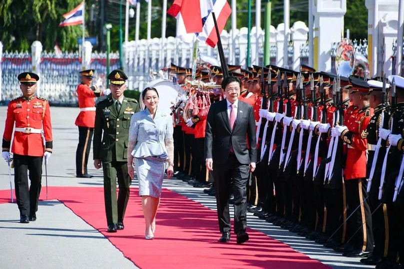 Thai Prime Minister Paetongtarn Shinawatra and her Singapore counterpart Lawrence Wong. Photo courtesy of the Thai Foreign Affairs Ministry.