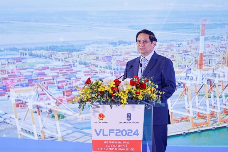 Prime Minister Pham Minh Chinh speaks at the Vietnam Logistics Forum 2024 on December 2, 2024. Photo courtesy of the government's news portal.