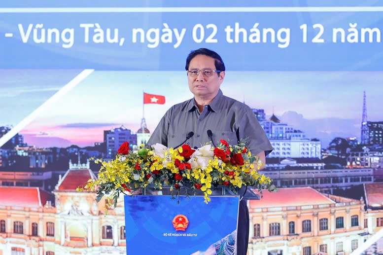 Prime Minister Pham Minh Chinh speaks at the fifth meeting of the Coordinating Council for the Southeastern Region in Ba Ria-Vung Tau province, December 2, 2024. Photo courtesy of the government's news portal.