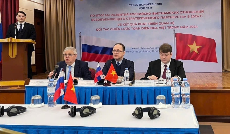 From left: Viacheslav Kharinov, chief commercial representative of Russia in Vietnam; Russian Ambassador to Vietnam G.S. Bezdetko; V.V. Murashkin, head of Russia center of culture-science in Hanoi at a press conference in Hanoi, December 26, 2024. Photo by The Investor/Minh Tuan.