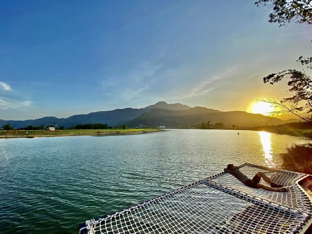 A visitor relaxes at Yen Retreat in Nam Yen Village, Hoa Bac commune, Da Nang, which was named one of Asia's top tourist destinations for 2025 by the UK-based travel publication Time Out. Photo courtesy of Vietnam News Agency.