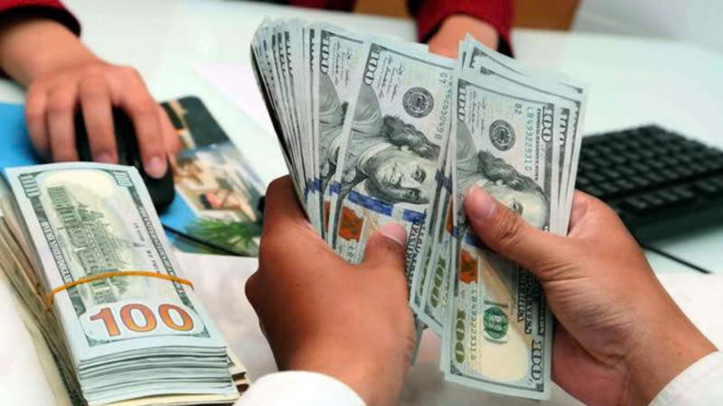 Vietnam's foreign exchange reserves stand at $80 billion. Photo courteys of Vietnam Economic Times.