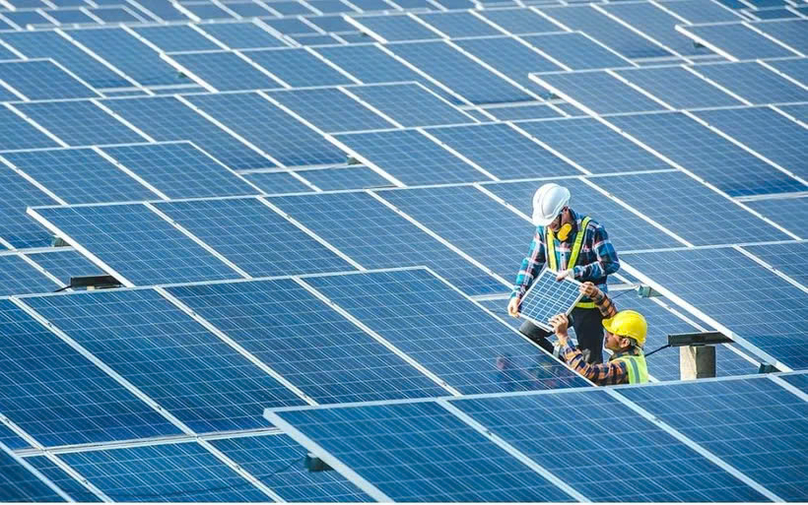 The recent expansion of rooftop solar capacity is also expected to fuel contract opportunities for solar EPCC companies. Photo courtesy of Bernama.