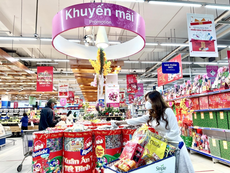 A supermarket in Ho Chi Minh City. Photo courtesy of Thanh Nien (Young People) newspaper.