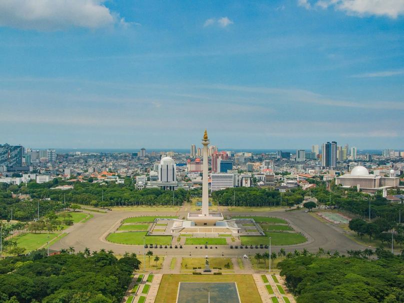 Indonesia's economy in 2025 and 2026 will grow by 5.1% year-on-year, unchanged from the IMF’s projection in October 2024. Photo courtesy of Expat Indonesia.