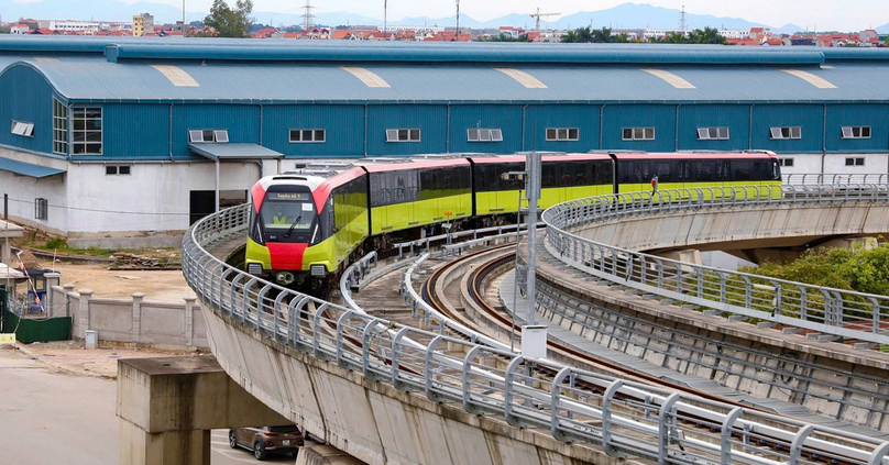 Hanoi’s metro line No. 5, connecting Van Cao street in Ba Dinh district to Hoa Lac area in Thach That district, is expected to cost over VND65 trillion ($2.55 billion). Photo courtesy of VietNamNet.