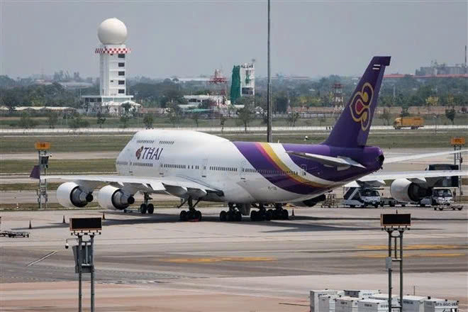  A plane of Thai Airways at Suvarnabhumi Airport in Bangkok, Thailand. Photo courtesy of AFP/VNA.