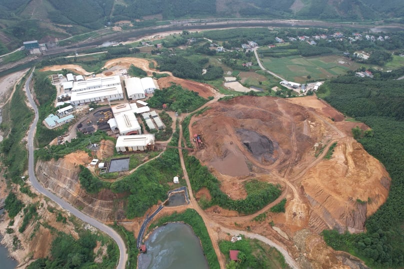 A rare earth mine in Yen Bai province, northern Vietnam. Photo courtesy of Thanh Nien (Young People) newspaper.