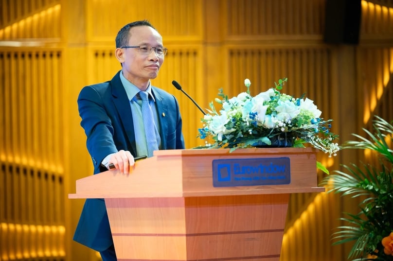 Can Van Luc, chief economist of BIDV bank and director of BIDV Research & Training Institute, speaks at the workshop in Hanoi, March 19, 2025. Photo by The Investor/Pham Thang.