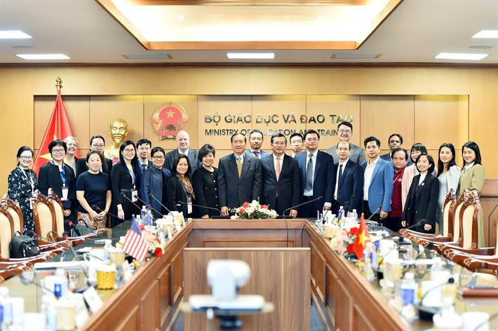 A USABC delegation and the Ministry of Education and Training at a meeting in Hanoi on March 20, 2025. Photo courtesy of the ministry.