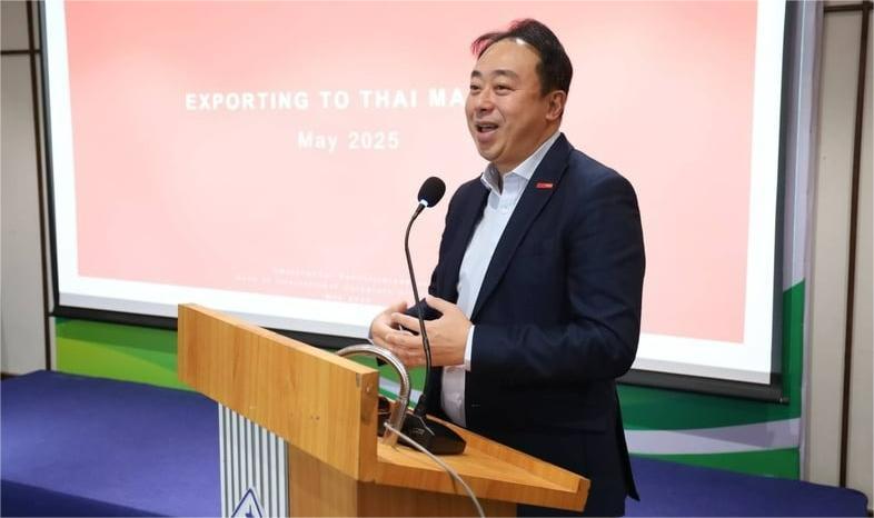 Chailermchai Pornsiripiyakool, head of CSR & international corporate affairs, Central Retail, speaks at a seminar held in Ho Chi Minh City, May 22, 2025. Photo courtesy of the Investment and Trade Promotion Centre of HCMC (ITPC).