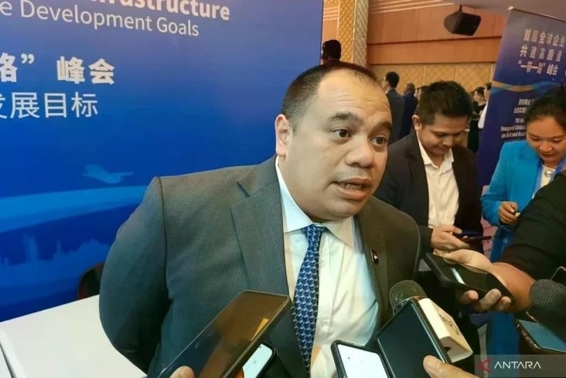 Danantara chief investment officer (CIO) Pandu Sjahrir speaks to reporters after attending the Global Business Summit on Belt and Road Infrastructure Investment in Jakarta on May 25, 2025. Photo courtesy of Antara.