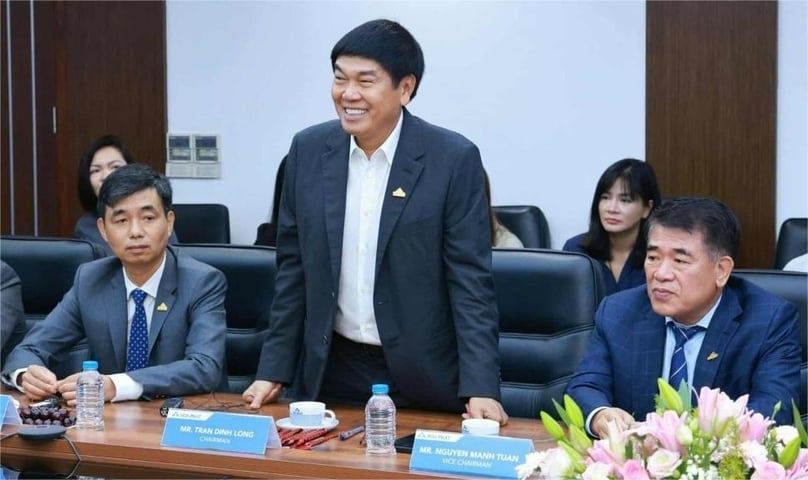 Hoa Phat chairman Tran Dinh Long speaks at the signing ceremony, May 29, 2025. Photo courtesy of the company.