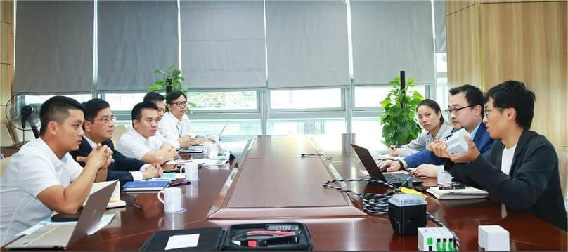At a meeting between Vietnam Electricity (EVN) and China's Shandong Doreen Electric Power Technology Co., Ltd in Hanoi on June 12, 2025. Photo courtesy of EVN.