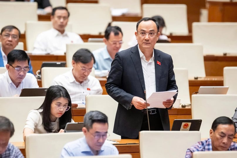 Nguyen Ngoc Son, a lawmaker from the northern province of Hai Duong, speaks at the National Assembly's session in Hanoi on June 17, 2025. Photo by The Investor/Pham Thang.