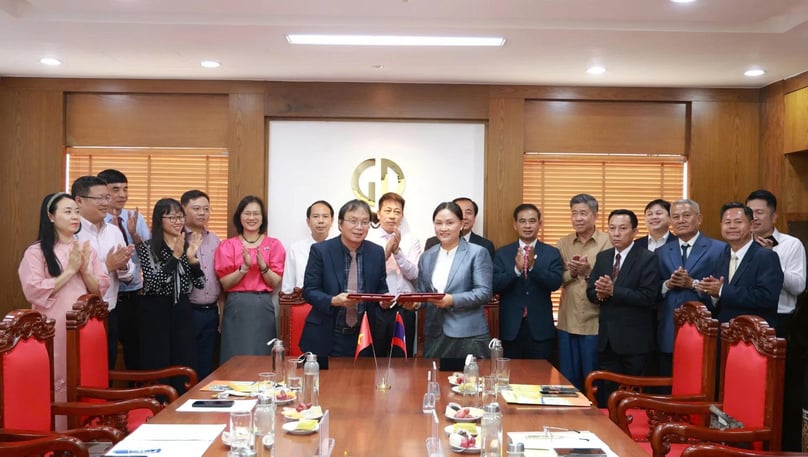 At the signing ceremony of a cooperation agreement between Vietnam Education Publishing House (VEPH) and Lao Education and Sports Publishing House on June 3, 2025. Photo courtesy of VEPH.