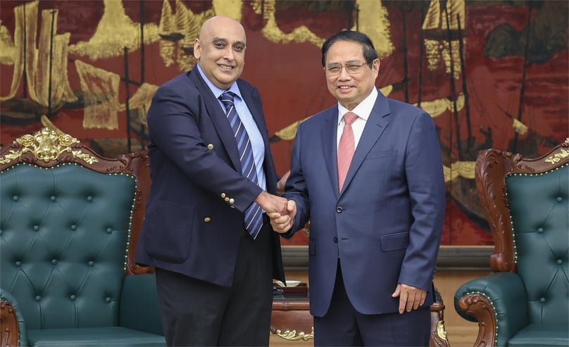Prime Minister Pham Minh Chinh receives Ali Ijaz Ahmad, chairman and CEO of Makara Capital in Hanoi on July 2, 2025. Photo courtesy of the government's news portal.