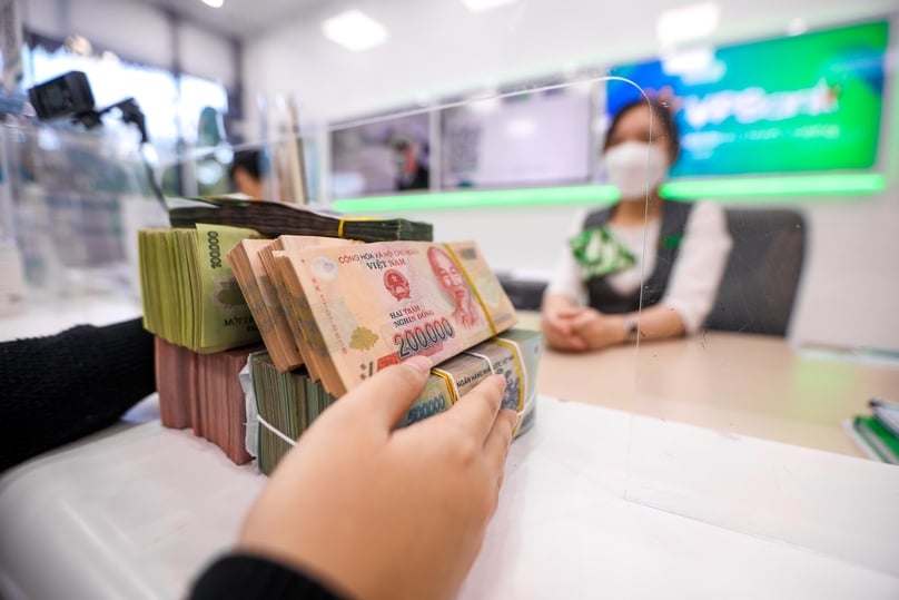 Vietnam's central bank sets a credit growth target of approximately 16% for 2025. Photo by The Invesgtor/Trong Hieu.
