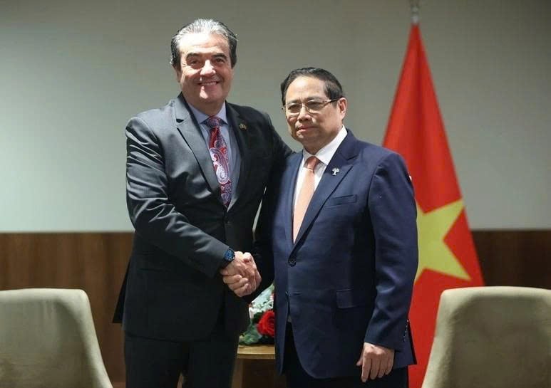 Prime Minister Pham Minh Chinh receives Celso Nunes Cio, creative director of Alterosa MK, in Brazil on July 7, 2025. Photo courtesy of the government's news portal.