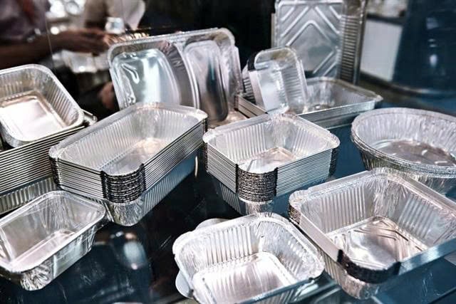 Disposable aluminum containers. Photo courtesy of VNA.
