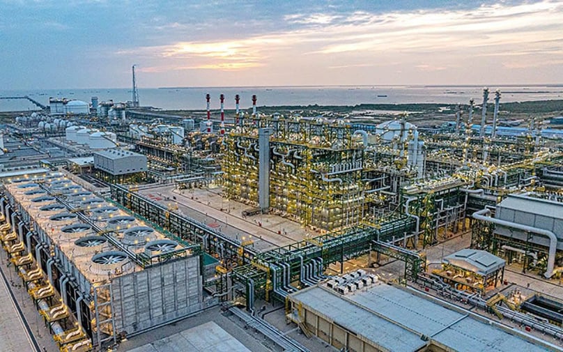 A view of Long Son Petrochemicals Complex in Ho Chi Minh City. Photo courtesy of Tien phong (Vanguard) newspaper.