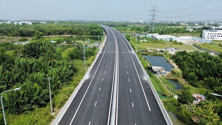 A section of the Ben Luc-Long Thanh Expressway running from Tay Ninh province to Dong Nai province, southern Vietnam. Photo courtesy of the government's news portal.