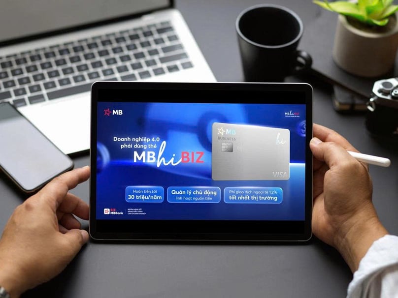 MBBank has introduced MB Hi BIZ, a multi-functional corporate card that integrates both debit and credit features. Photo courtesy of the bank.