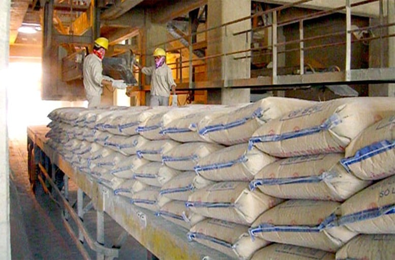Packs of cement at a plant in Vietnam. Photo courtesy of the government's news portal.