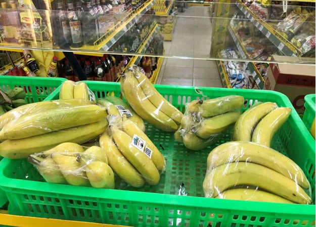 Bananas of Hoang Anh Gia Lai at a shop in Vietnam. Photo courtesy of the company.