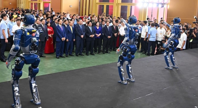 Photo courtesy of Tien Phong (Vanguard) newspaper.