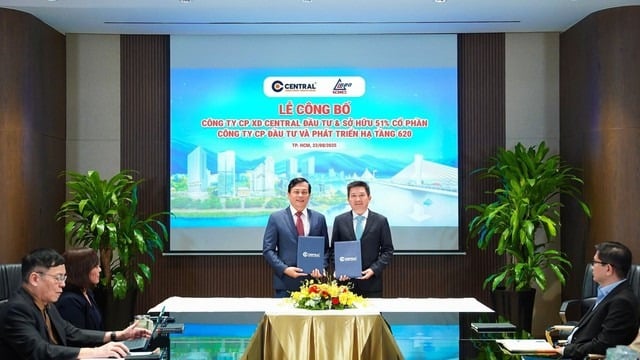 The announcement ceremony of Central Construction acquiring a 51% stake in IDIC 620 takes place on August 22, 2025. Photo courteys of the former.