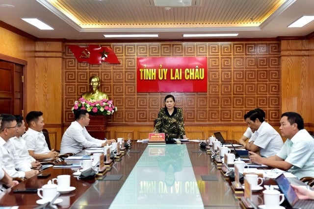 Sun Group's Sun Smart Link representatives meet with Lai Chau officials on August 26, 2025. Photo courtesy of the province's news portal.