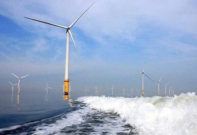  A wind power farm model. Photo courtesy of CafeF.