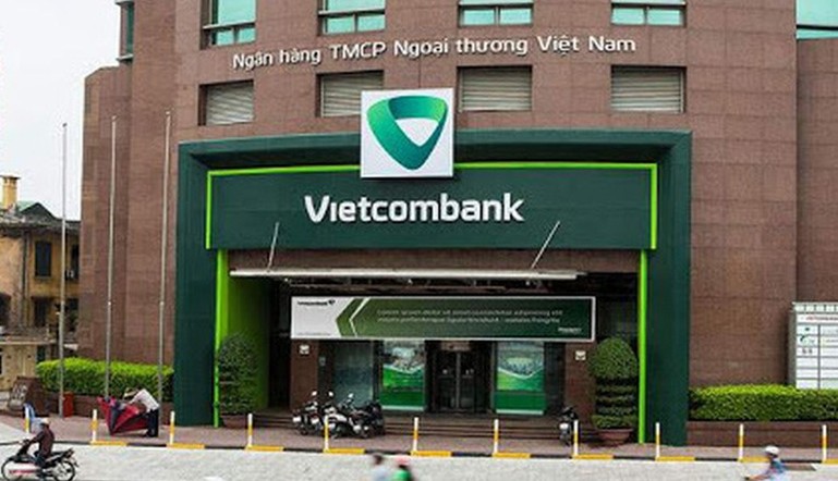 The state-controlled Vietcombank is one of the top 4 banks in Vietnam. Photo courtesy of the government's news portal.