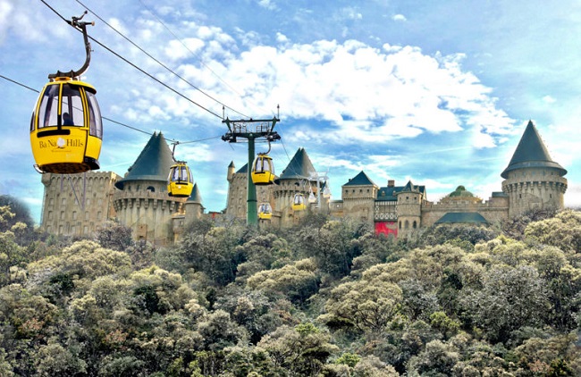 How to make Sun World Ba Na Hills greater after a decade of development?