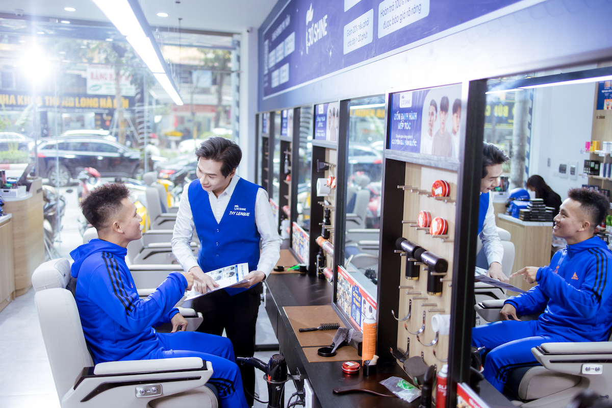 Boldness, big dreams and concensus at Vietnam’s largest hair salon chain