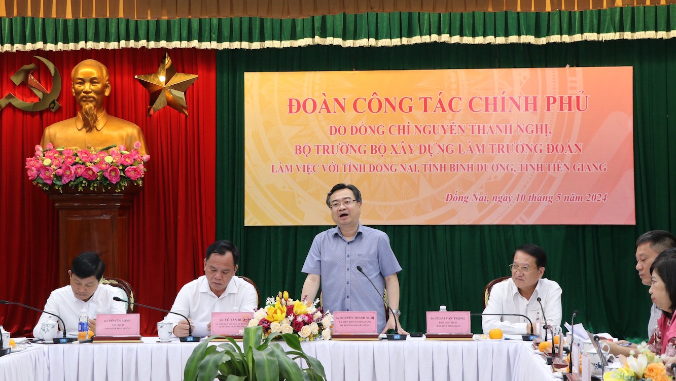 Dong Nai calls for swift government action to facilitate real estate projects