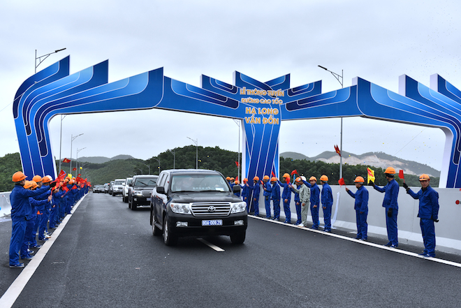 Three historic transportation projects opened in Quang Ninh province 1