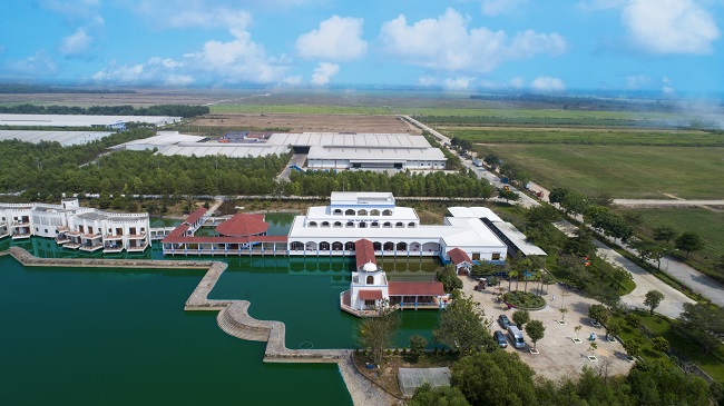 Vinamilk Resort for dairy cows opened in Tay Ninh