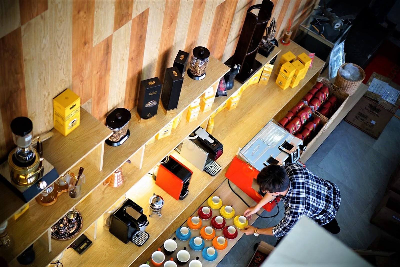 Trung Nguyen International opened its first King Coffee-branded coffee shop