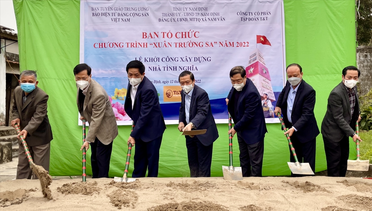 T&T Group trao quà cho trẻ em khó khăn tại Hà Nội 2