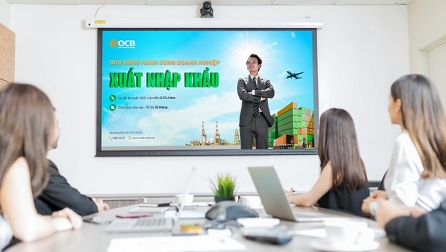 OCB giảm 2,7% lãi suất vay USD cho doanh nghiệp xuất nhập khẩu