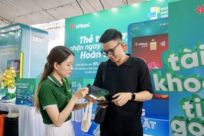 Nhiều ưu đãi lớn từ VPBank hưởng ứng lễ hội Không tiền mặt