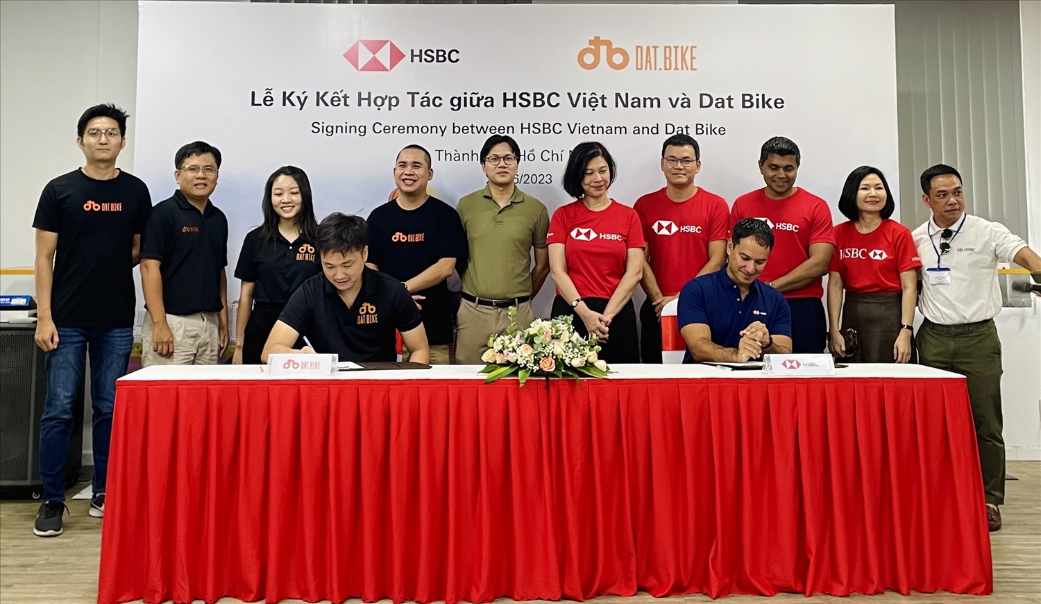 Dat Bike nhận thêm hỗ trợ từ HSBC