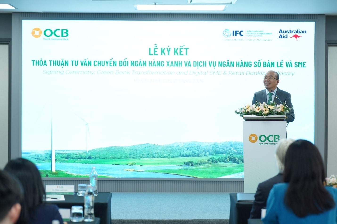 OCB và IFC ký thỏa thuận tư vấn chuyển đổi ngân hàng xanh  1