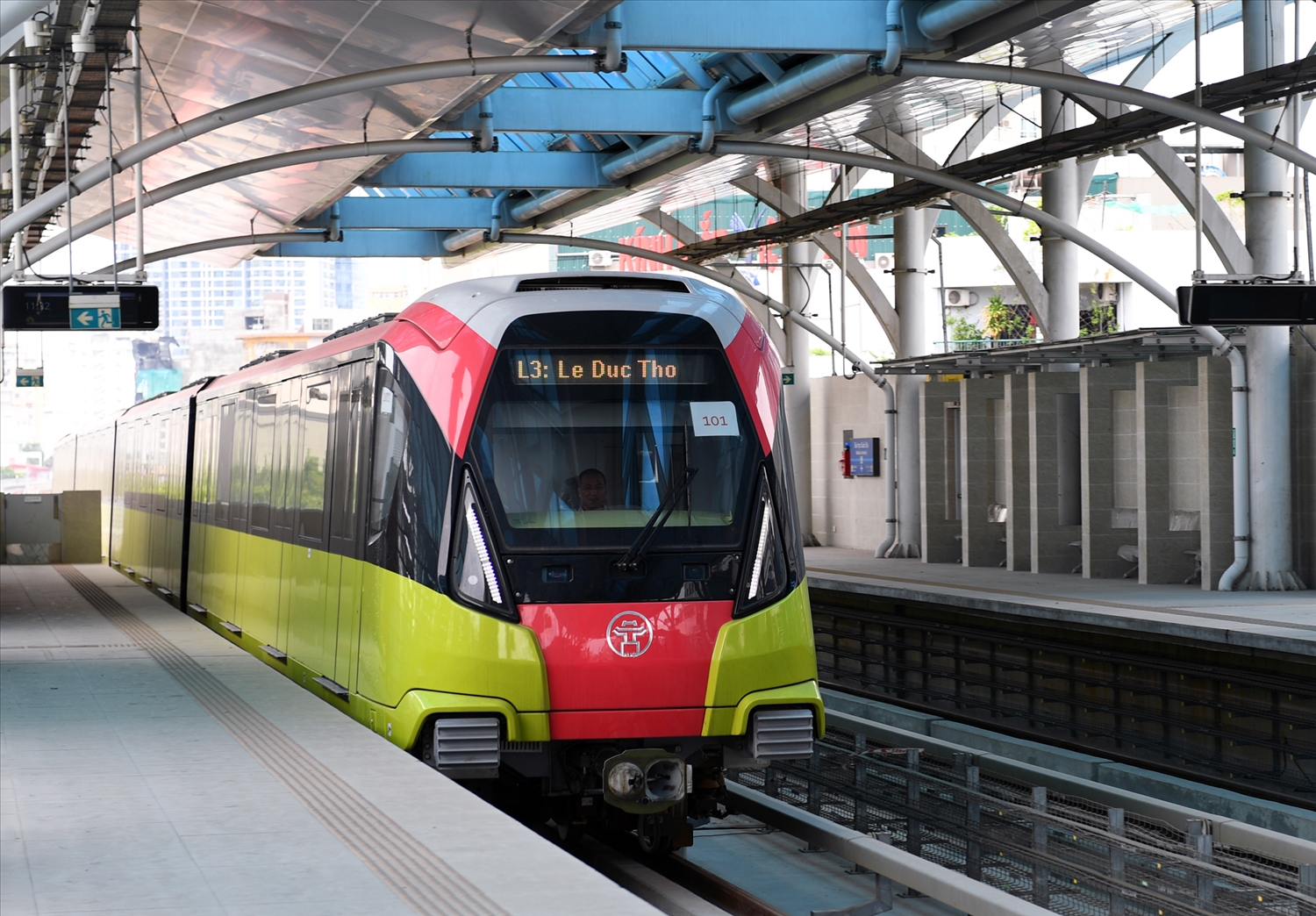 Hoàn tất công việc xây dựng, lắp đặt 8 nhà ga dự án Metro Nhổn - ga Hà Nội. 12