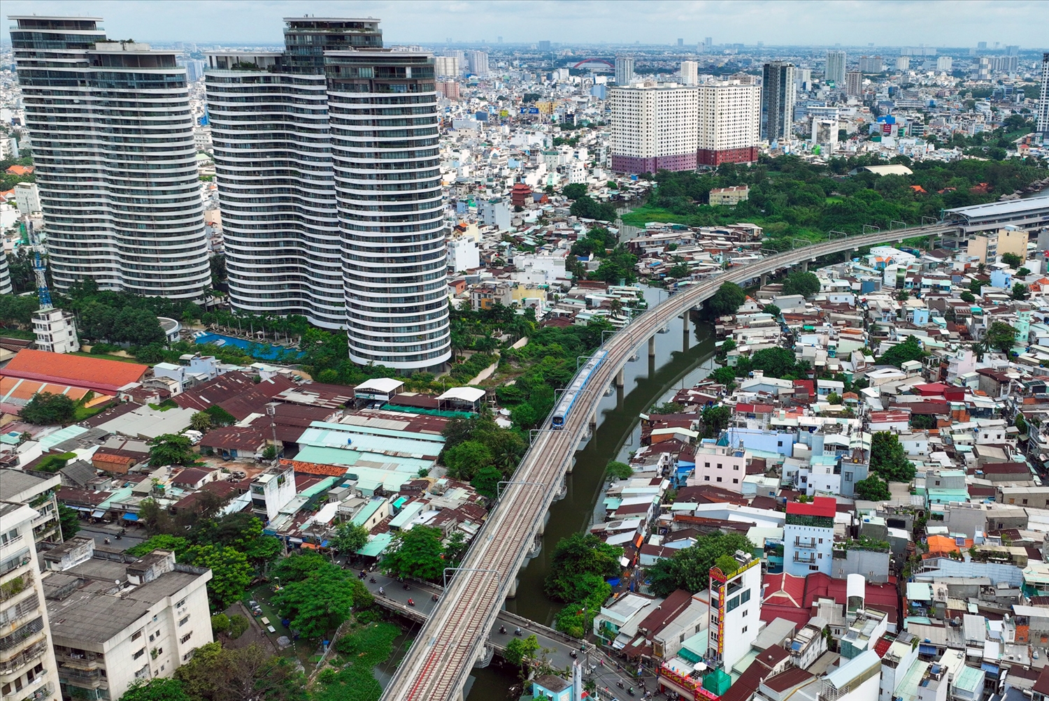 Metro số 1 Bến Thành - Suối Tiên chạy thử nghiệm toàn tuyến. 2