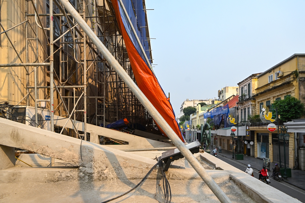 Chỉnh trang, cải tạo mặt tiền nhà dân trên phố Tràng Tiền, Hà Nội. 3