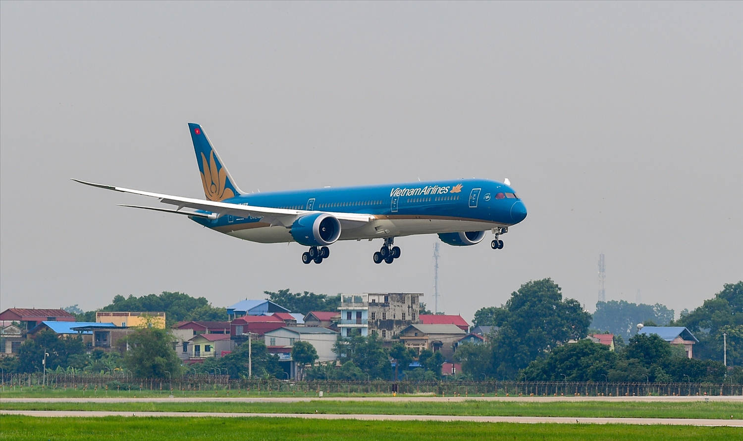 Vietnam Airlines đón chiếc Boeing 787-10 thứ 5, nâng tổng số máy bay thân rộng lên 30 chiếc. 