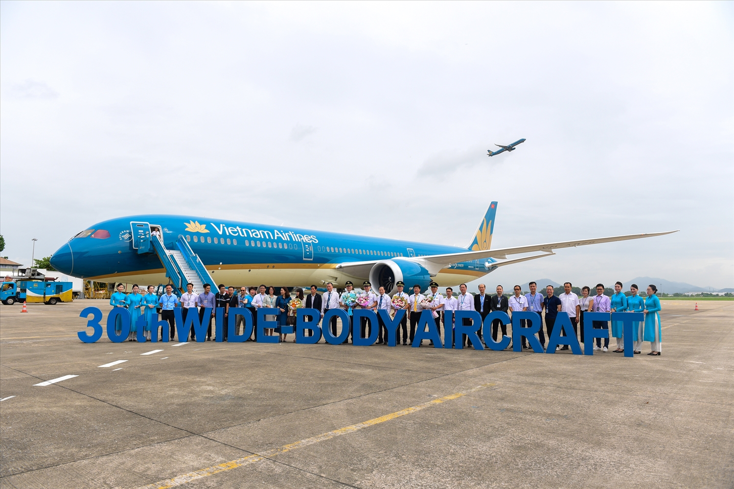 Vietnam Airlines đón chiếc Boeing 787-10 thứ 5, nâng tổng số máy bay thân rộng lên 30 chiếc.  13